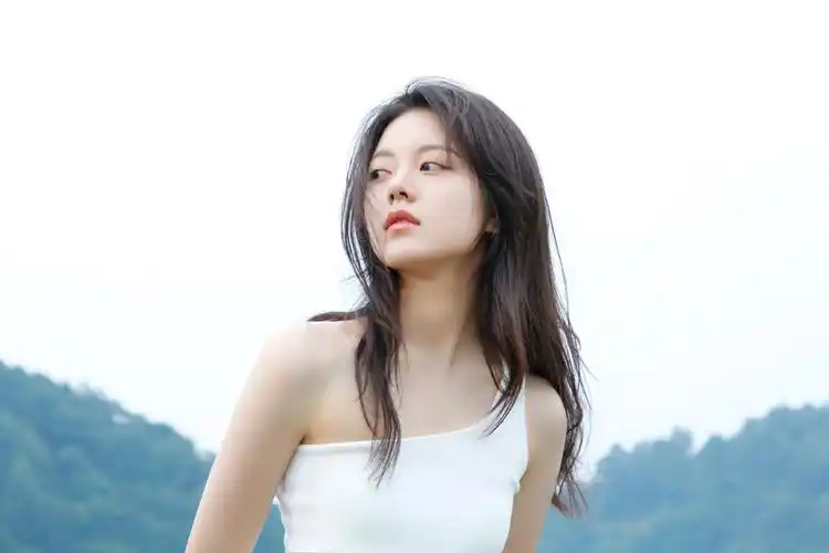 赵今麦|自由,清纯_高清图集_新浪网