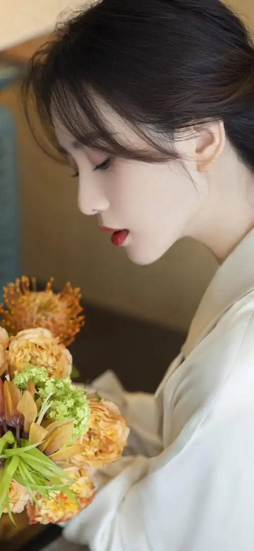 刘诗诗 侧脸 闭眼 唯美美女4k全屏手机壁纸图片