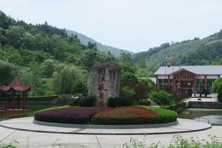 梅花盛开的美篇宜春酌江风景区一日游.