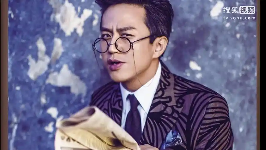 邓超发型被雷劈 跪求网红p图却气到想砍人