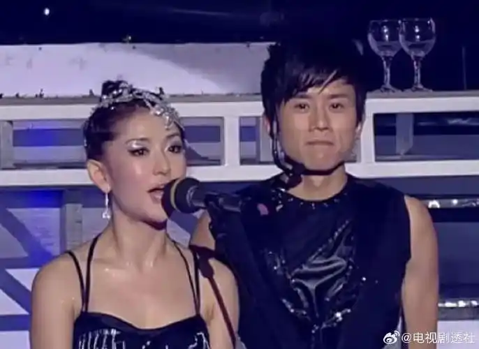 原来张杰谢娜快男时期就在一起了,再看一遍还是好甜