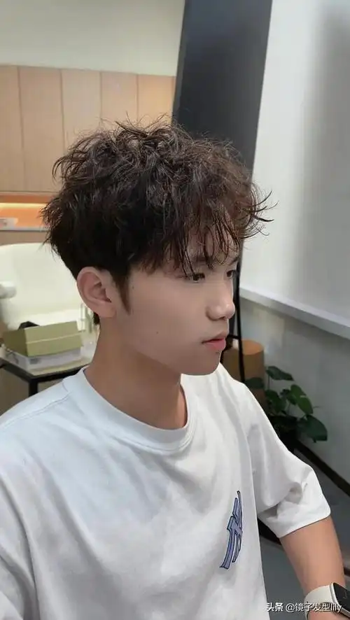 想要提升形象,想要清爽解暑,换款发型绝对是不错的选择,今天就带了十