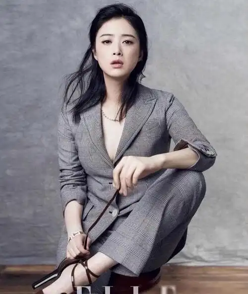 微胖界"天花板"!41岁前凸后翘,蒋欣的身材是她最犀利的武器|演员|娱乐