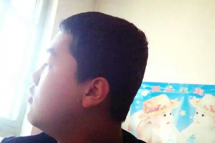 被睡成"扁头"的孩子,长大后逃不开两种结局,女孩尤其吃亏