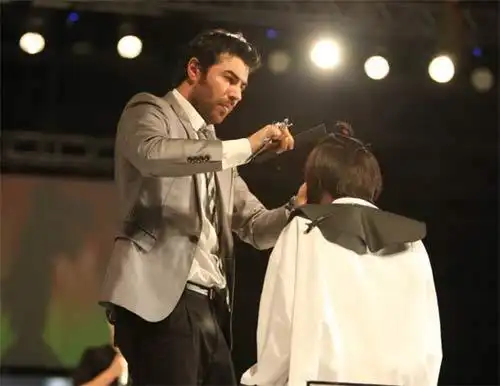 赞美理发师的句子 夸tony老师的文案