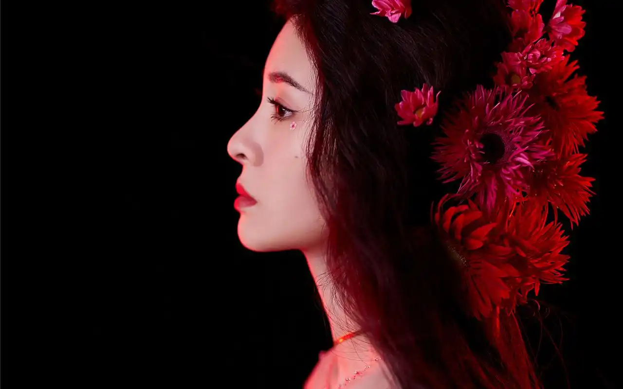 张碧晨唯美性感写真图片桌面壁纸高清大图预览1920x1200_大陆明星下载