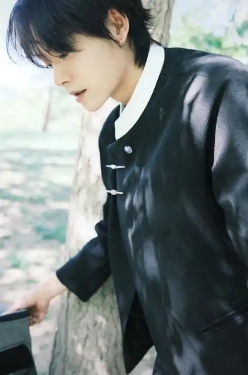 肖宇梁超话#向全世界安利肖宇梁#  种一束春风,等