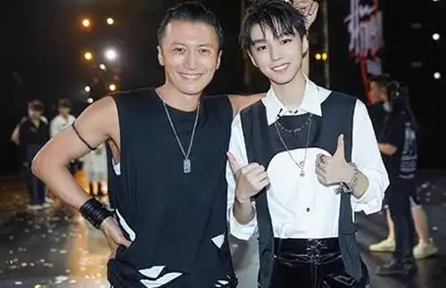 王俊凯祝谢霆锋菜园子无坚不摧什么情况真相来了原来是这样