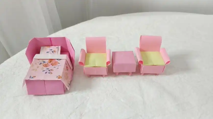 可爱的一套折纸小桌椅,简单易学,有没有被萌到呢