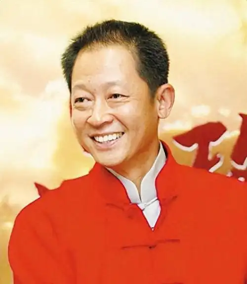 王志文,中国内地著名男演员,以深情厚意的演技和性格而闻名.