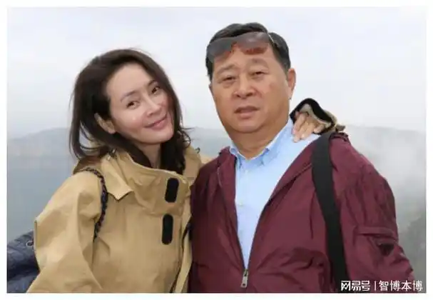 演员于明加:在最好年纪嫁平凡丈夫,婚后生两孩美满幸福|胡俊|欢喜冤家