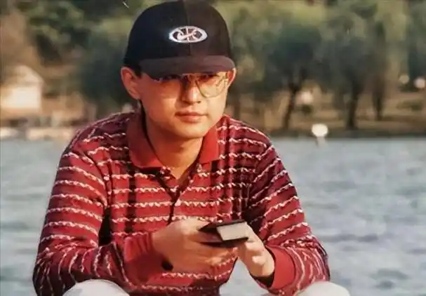 事实证明逐渐消失的主持人孟非已经走上了另一条大道