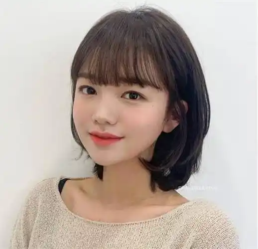 c字弯任意脸型都适合的发型分享,简单好打理的内扣锁骨发,甜美知性