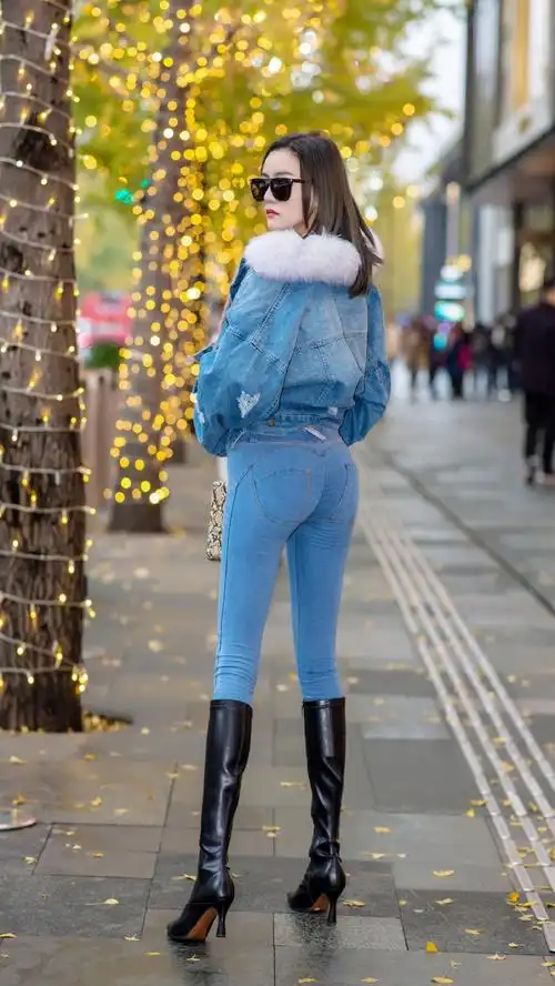 冬季穿什么最显身材试试紧身牛仔裤搭配高筒靴保暖又显腿长