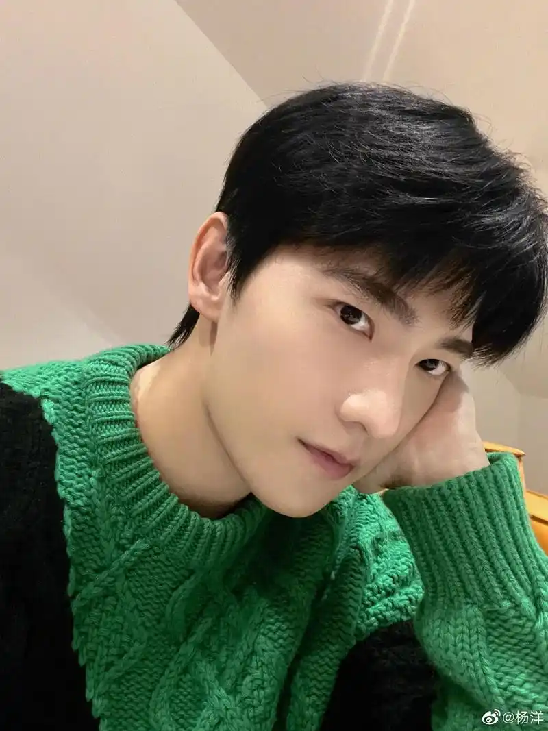 救命,杨洋好嫩!@杨洋 #全世界最好 - 抖音