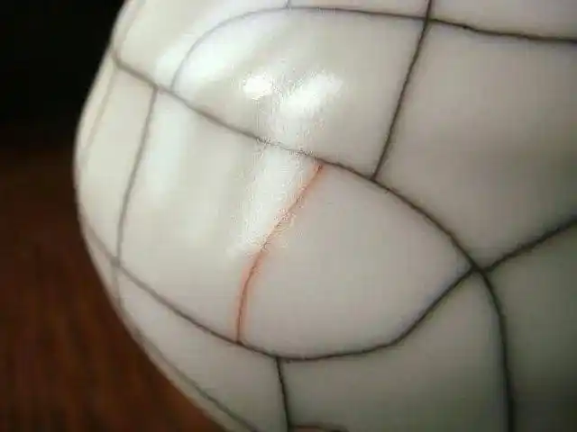 哥窑瓷器最重要的酥油光该怎么辨认