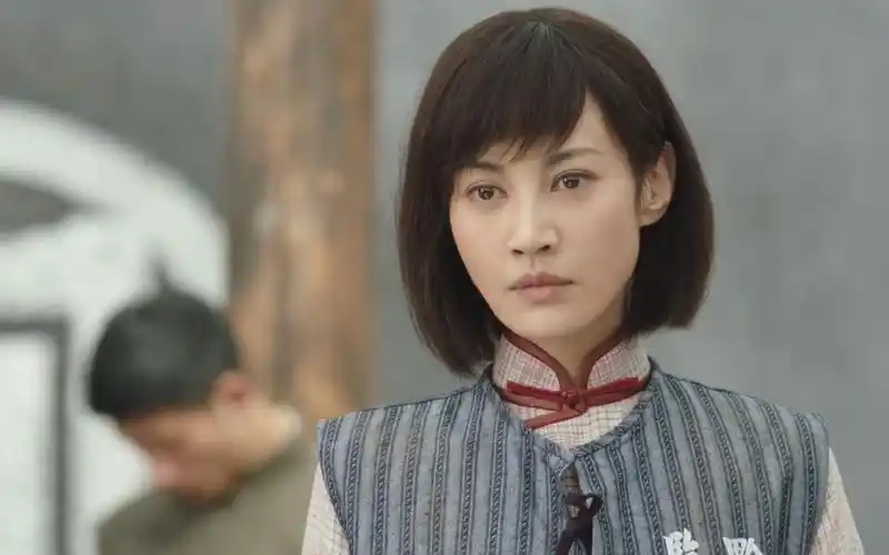 信者无敌:王雁枪口逃生,开口就找范天喜,春儿吃醋了