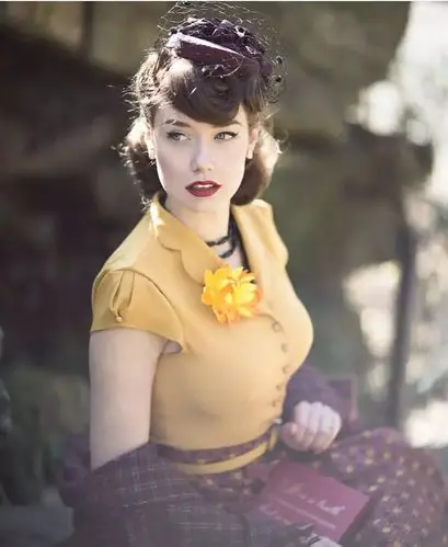 欧式复古发型女高清大图