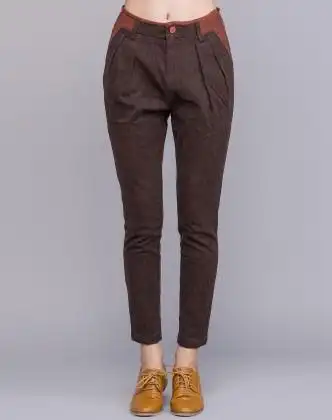 女咖啡色百搭裤子
