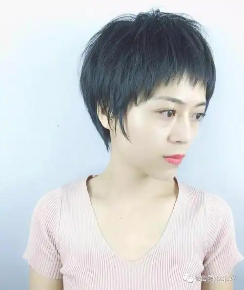 秋天剪"半额头"短发,轻松变女神