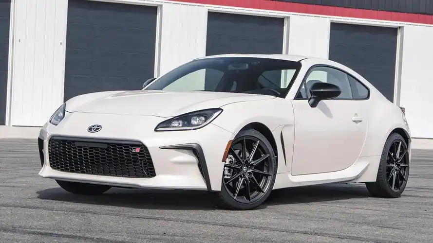 全新丰田86上市!竟比brz贵3万.-车讯网