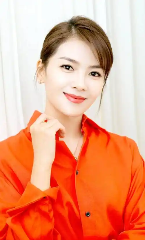 刘涛,1978年出生江西南昌市,第一部电视剧是《外来媳妇本地郎》_剧照