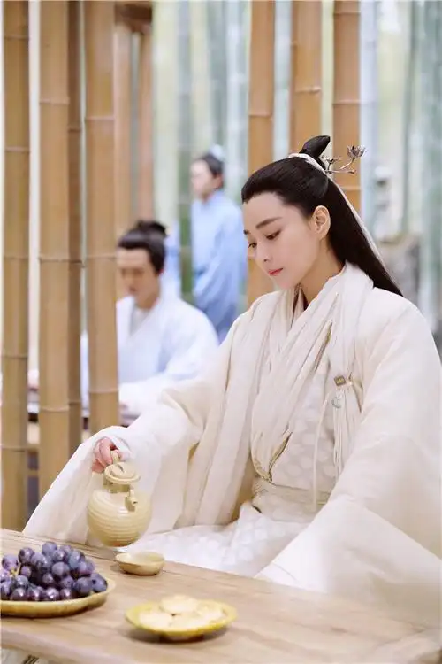 凤囚凰王意之上线张馨予反串出演获称赞