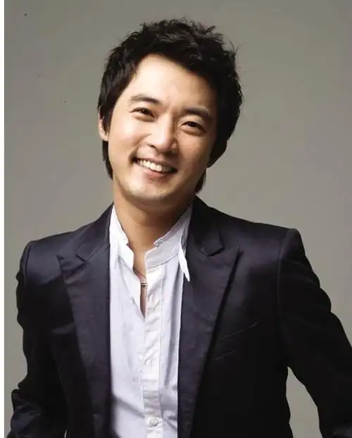 安在旭接受开颅手术 因脑疾一度想轻生