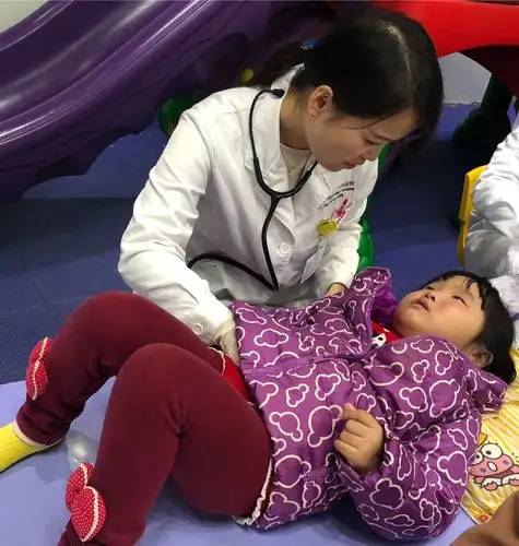 瑞兴纸行幼儿园一年一度幼儿免费健康体检