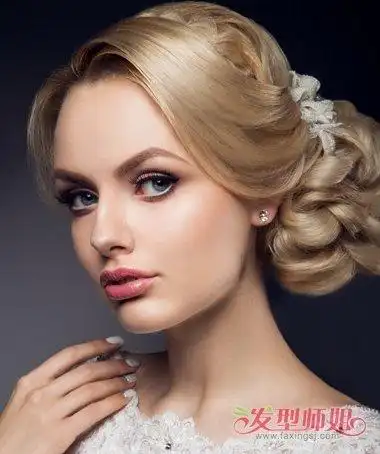 英式盘发图解大全英国贵妇简单盘发3