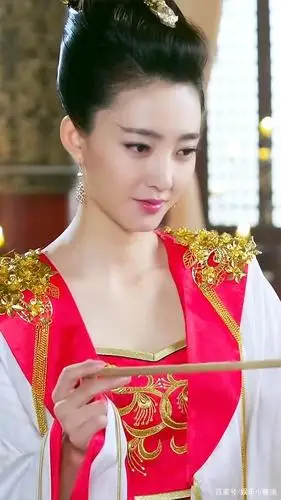 《封神演义》王丽坤美图欣赏,剧情太狗血遭停播,这是在闹哪样?