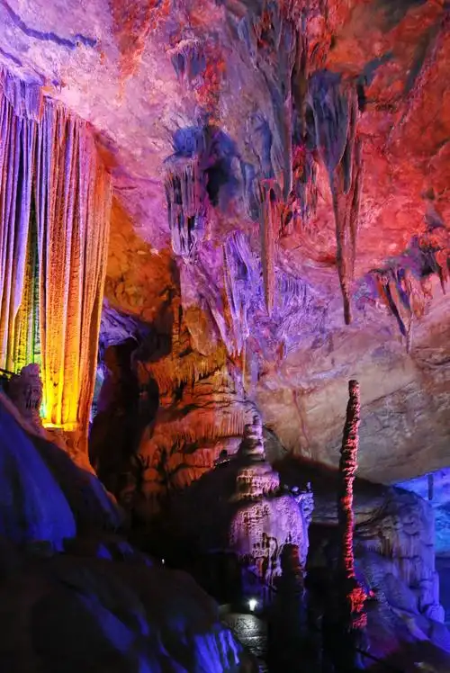 令人陶醉的魔幻世界——桐庐瑶琳仙境