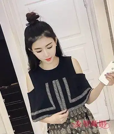 直发半丸子头扎法图解 直发半丸子头怎么扎好看_发型师姐