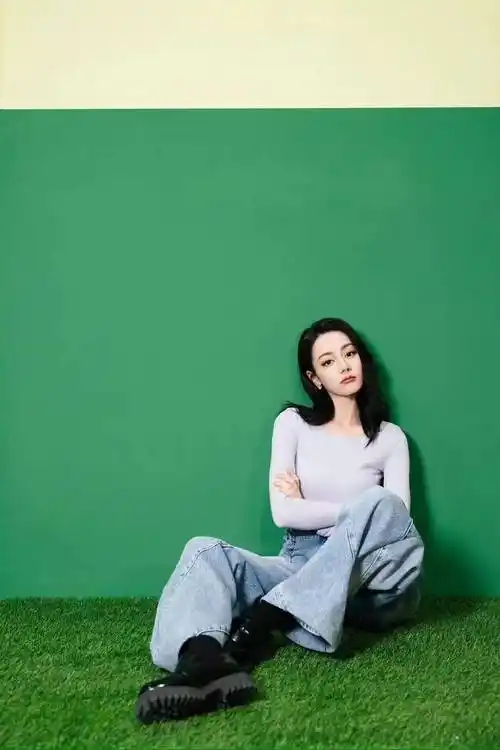 热巴打脸怀孕传闻!