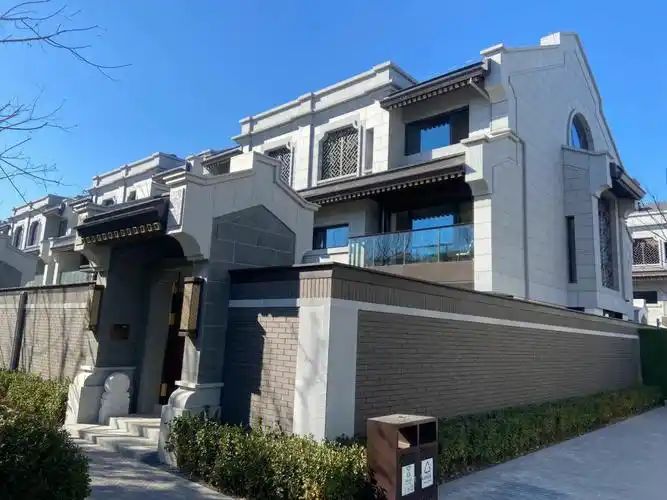 北京亦庄400w现房别墅有天有地有空气