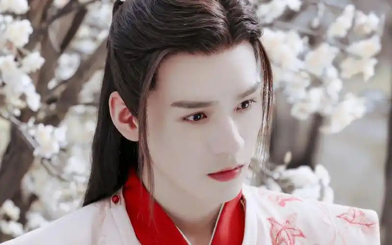 【温客行|高清竖屏怼脸直拍】"回眸三生琥珀色,转世一身琉璃白"