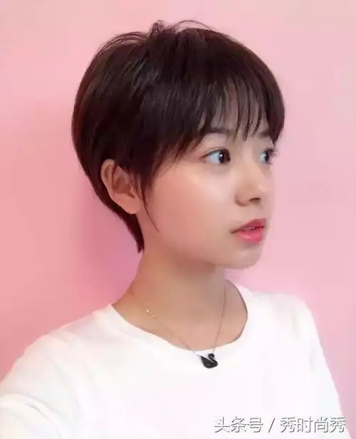 头条问答 - 皮肤黑和圆脸适合公主切发型吗?(1个回答)