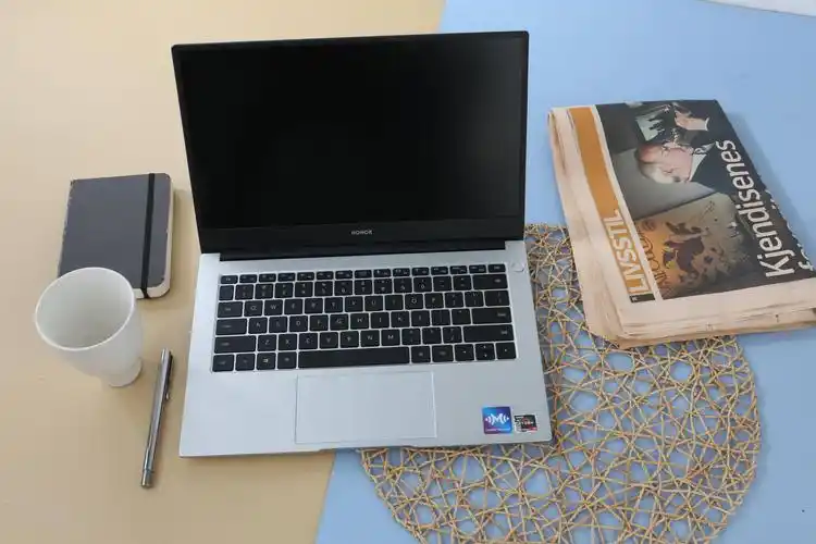 笔记本电脑的颜值代表,荣耀magicbook 14锐龙版2021款首发图赏_mm