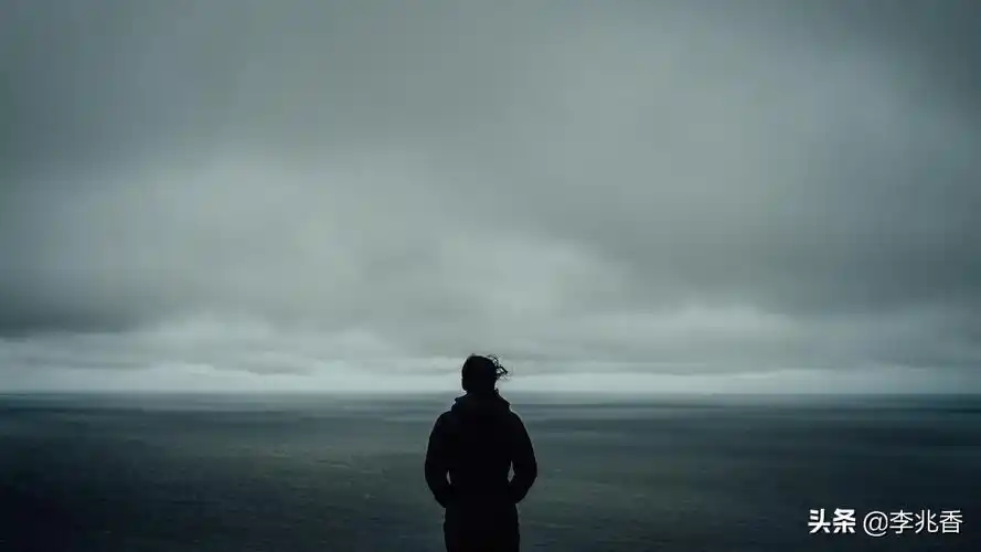 疼到撕心裂肺伤感的句子,直想流泪,不忍心发朋友圈