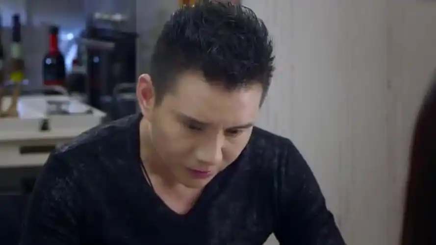 暖男记:佟俊铭下定决心要追梁馨,却发现她心里有别人