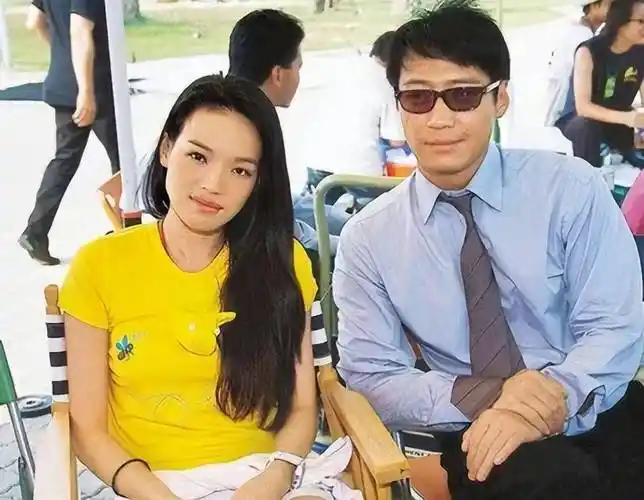 黎明:与舒淇同居7年,和乐基儿同居8年后离婚,最后娶了女助理_女人