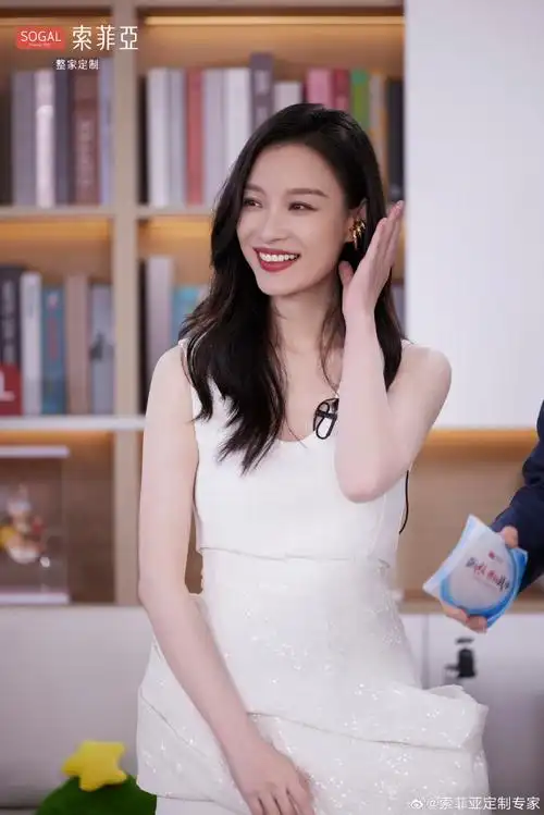 索菲亚全球品牌代言人倪妮