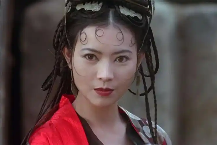 蓝洁瑛从"靓绝五台山"跌入人生谷底,生前的是与非再度成为谜团!