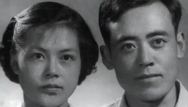 在总政歌舞团里,她也结识了未来的丈夫吴殿勋.