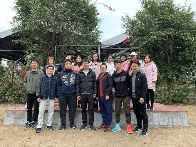 12.26亿胜南宁区域团建活动