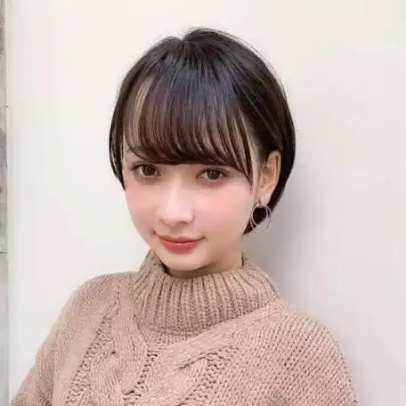 脸大剪什么发型(最适合大脸的流行发型)(42)