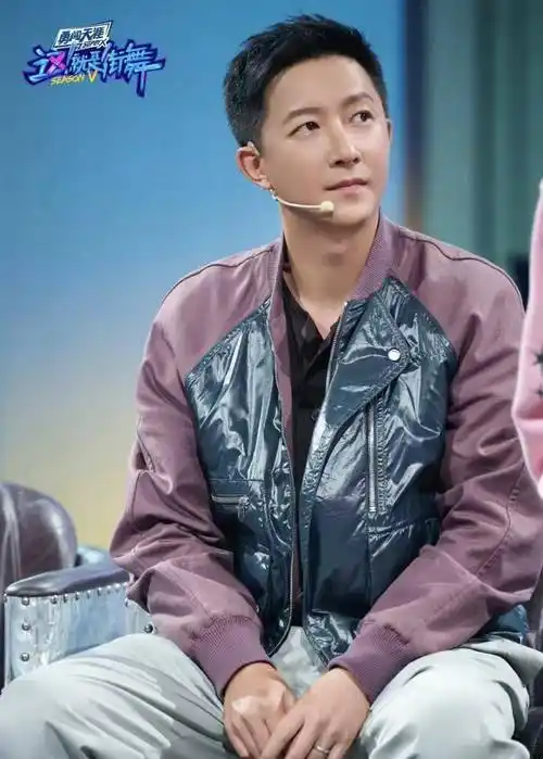 就是街舞》第五季发布会 王一博韩庚李承铉刘雨昕"接"舞游戏高能内卷