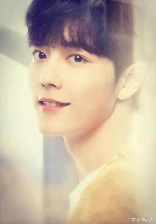 肖战:你惊艳了我的时光,谁来温柔我的岁月?