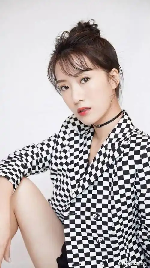 原创这谁顶得住嘛李念才是真尤物性感饱满韵味十足