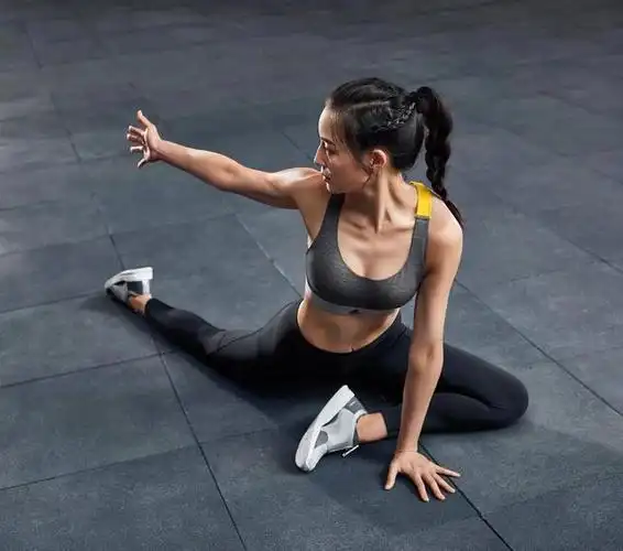 氧气女神张钧甯依靠运动一直保持20岁身材少女感十足